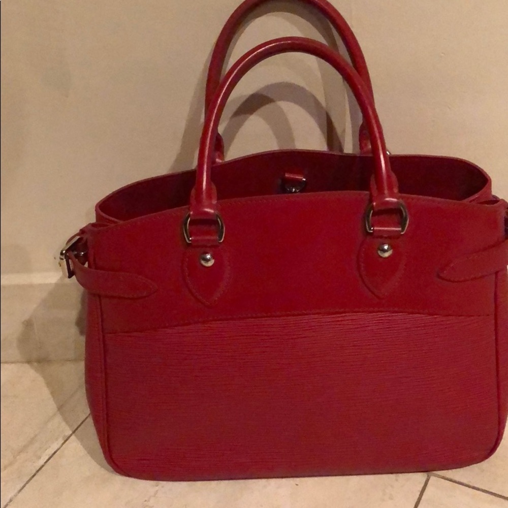 Handbag